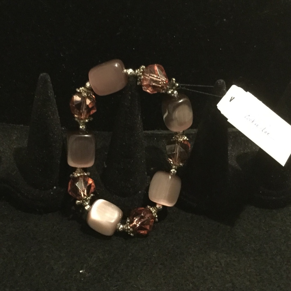 Amethyst colored stones & crystal bracelet